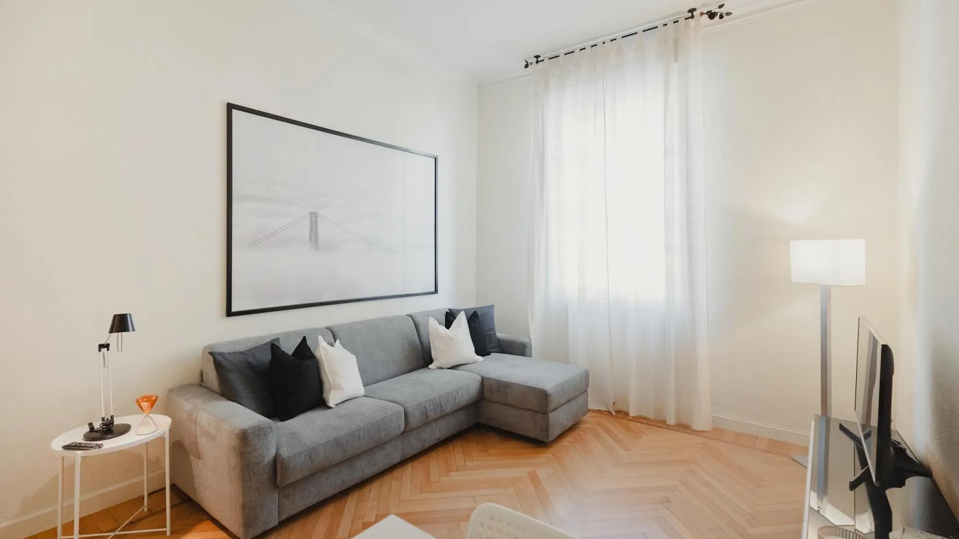 Gohost - Quiet, Bright & Stylish Flat In The Heart Of Milan Apartment