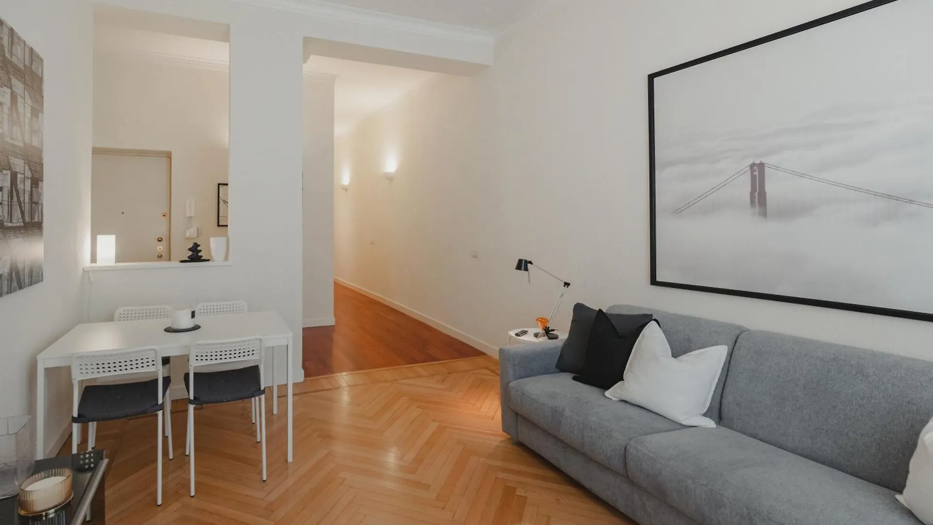 Gohost - Quiet, Bright & Stylish Flat In The Heart Of Milan Apartment 0*,  Italy